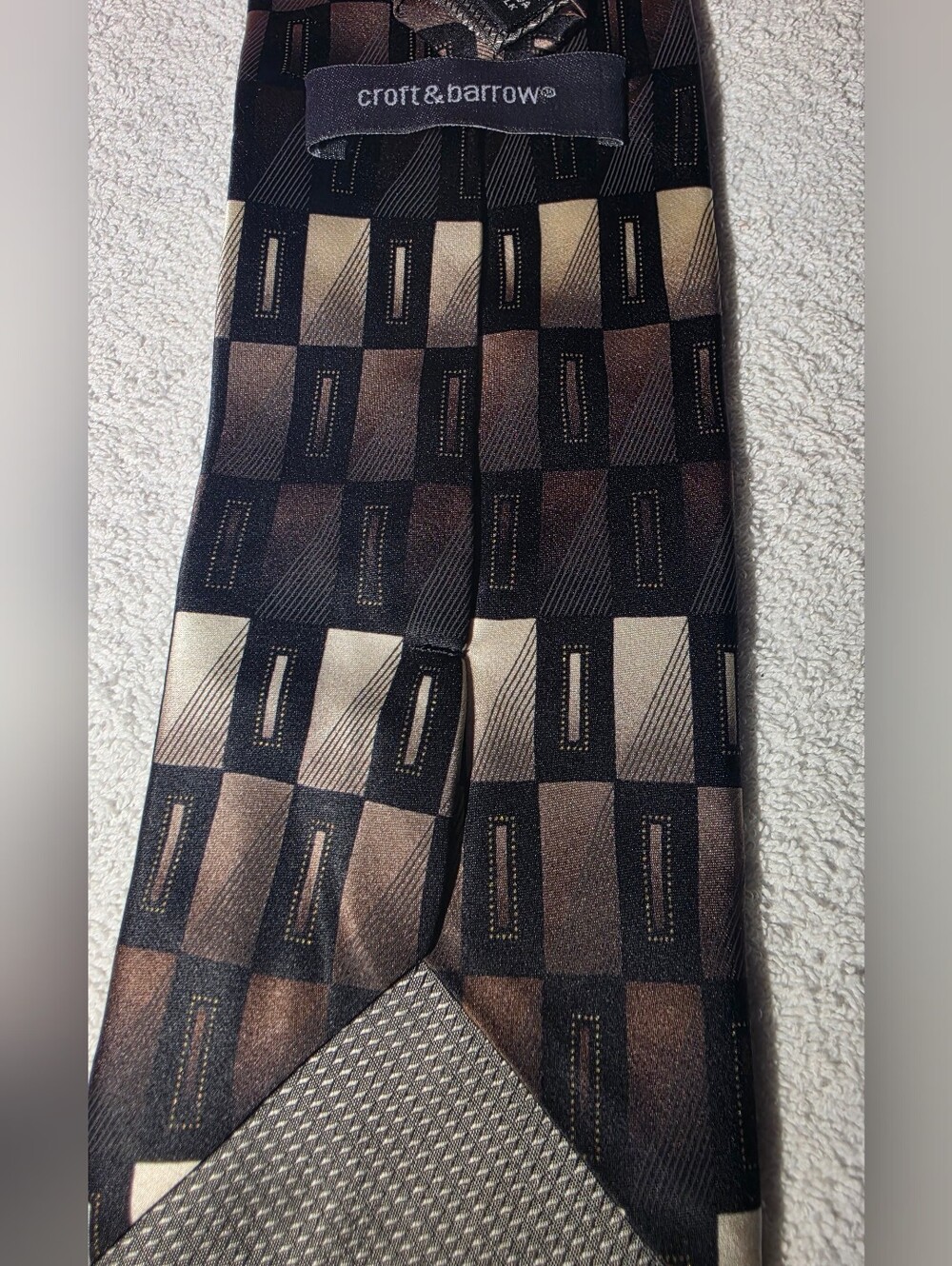 croft & barrow 100% Silk  Brown Geometric Silk Tie